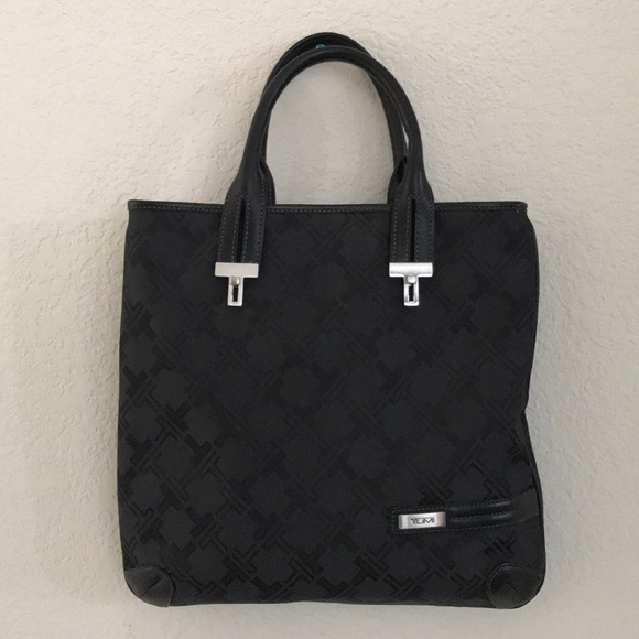 Tumi Handbags - Tumi Bag. EUC.